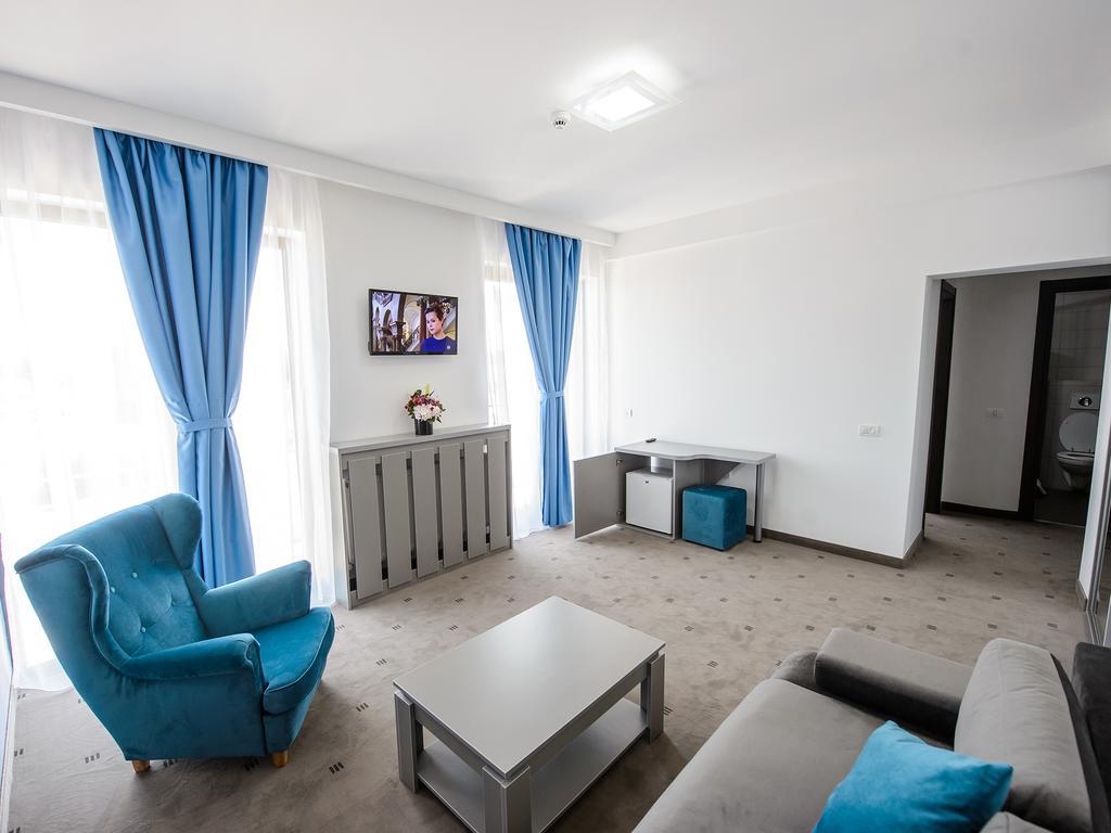 Vila La Mer Mamaia Nord Navodari Bagian luar foto